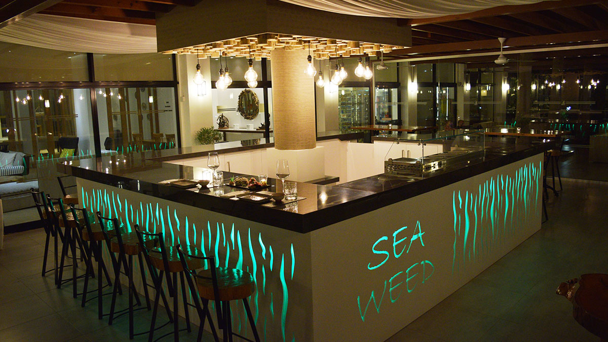 Cavo Maris Beach Hotel